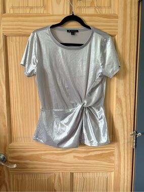 Worthington Silver Knot-Front Short Sleeve Top
